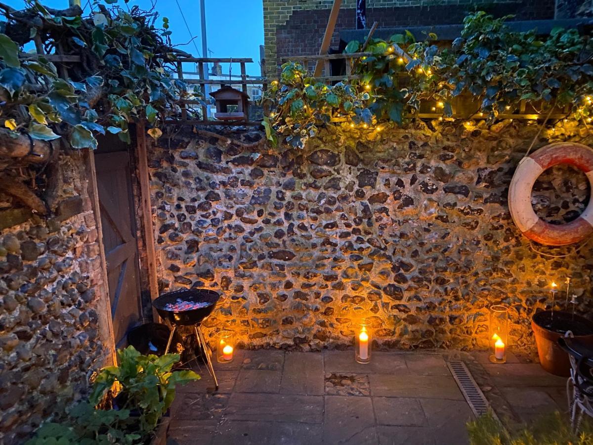 Picturesque Seaside Cottage Next To Viking Bay - Broadstairs Extérieur photo
