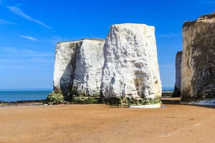 Picturesque Seaside Cottage Next To Viking Bay - Broadstairs Extérieur photo
