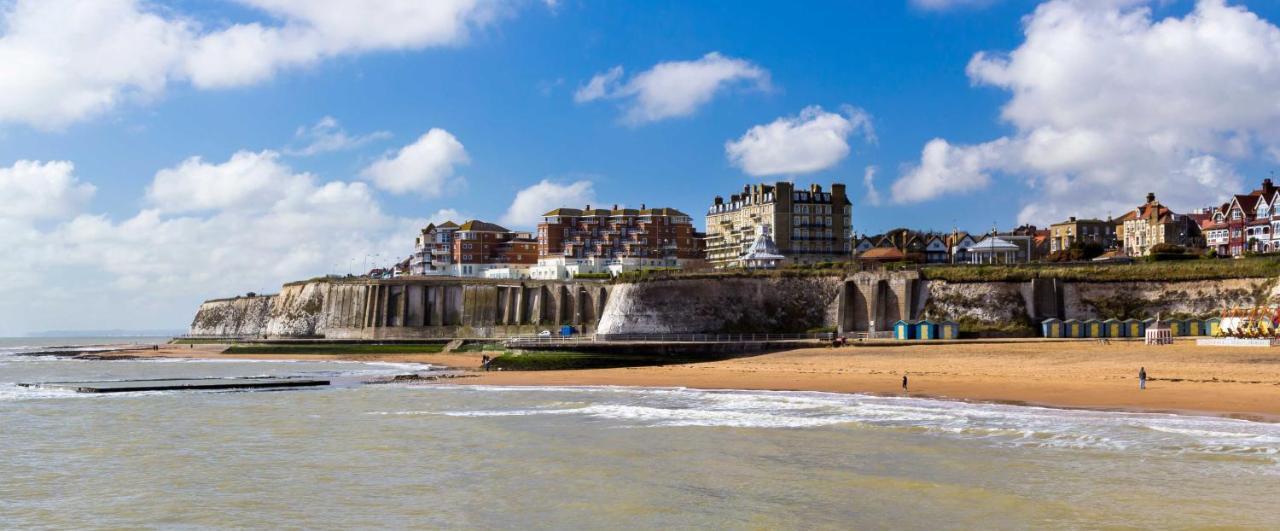 Picturesque Seaside Cottage Next To Viking Bay - Broadstairs Extérieur photo