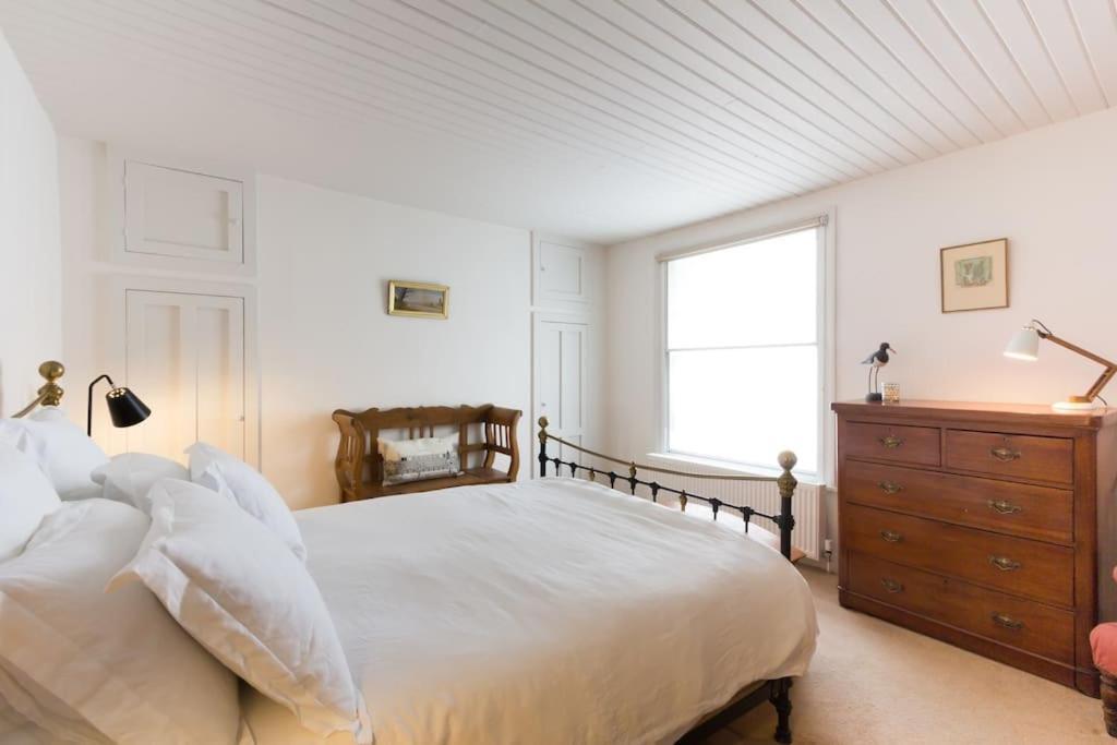 Picturesque Seaside Cottage Next To Viking Bay - Broadstairs Extérieur photo