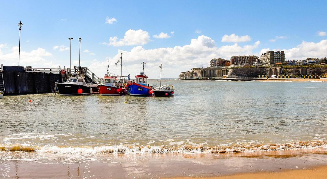 Picturesque Seaside Cottage Next To Viking Bay - Broadstairs Extérieur photo